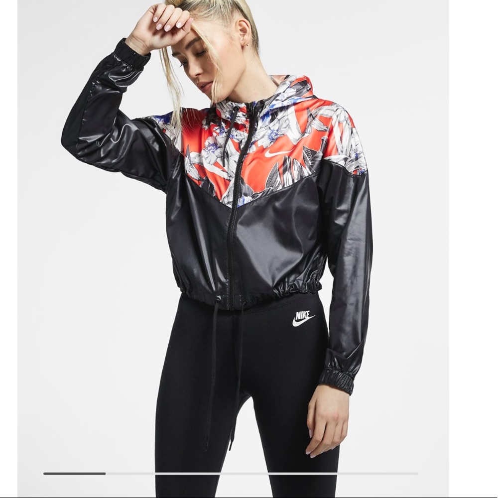 Nike Cropped Floral Jacket Windrunner